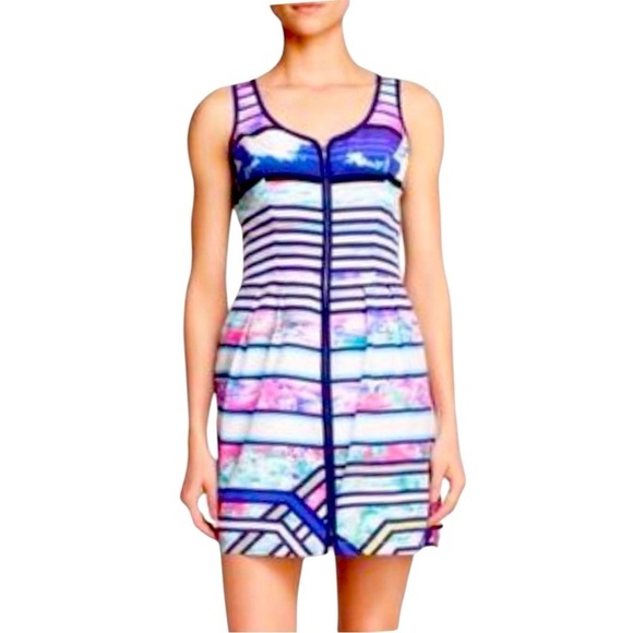 Amanda Uprichard Conversation
Cloud Silk watercolor zip front sleeveless Dress - Picture 1 of 9